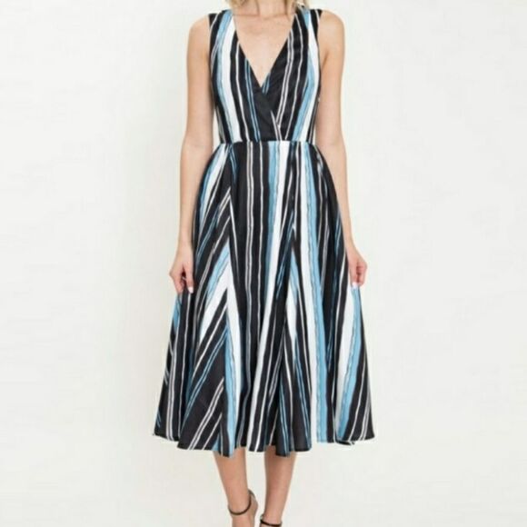 L'ATISTE Multi Striped Cutout Criss-cross A-Line Woven V-neck Sleeveless Dress - Picture 15 of 16